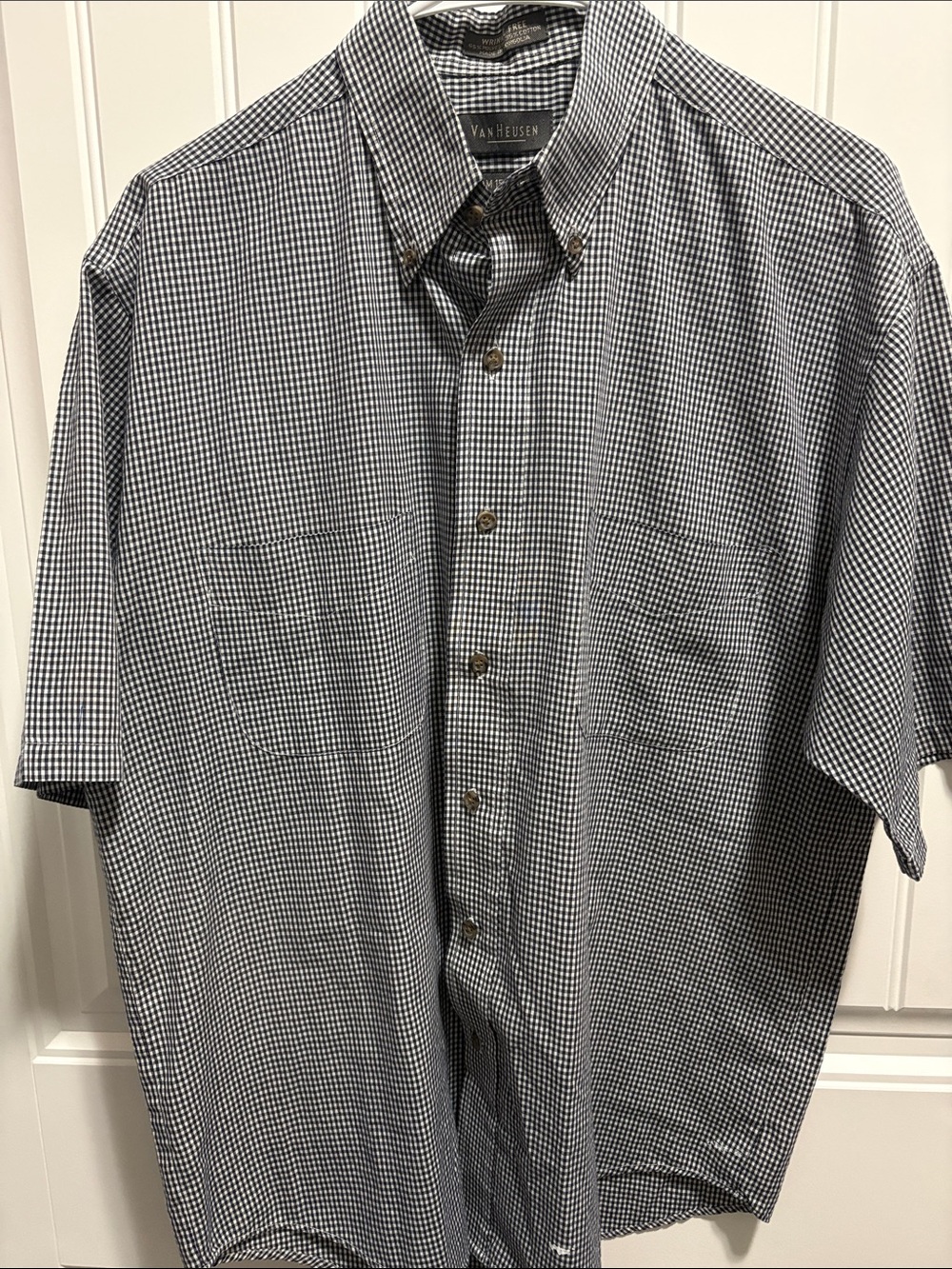 Van Heusen Men’s M 15-15.5 Wrinkle Free Check Button Down Shirt